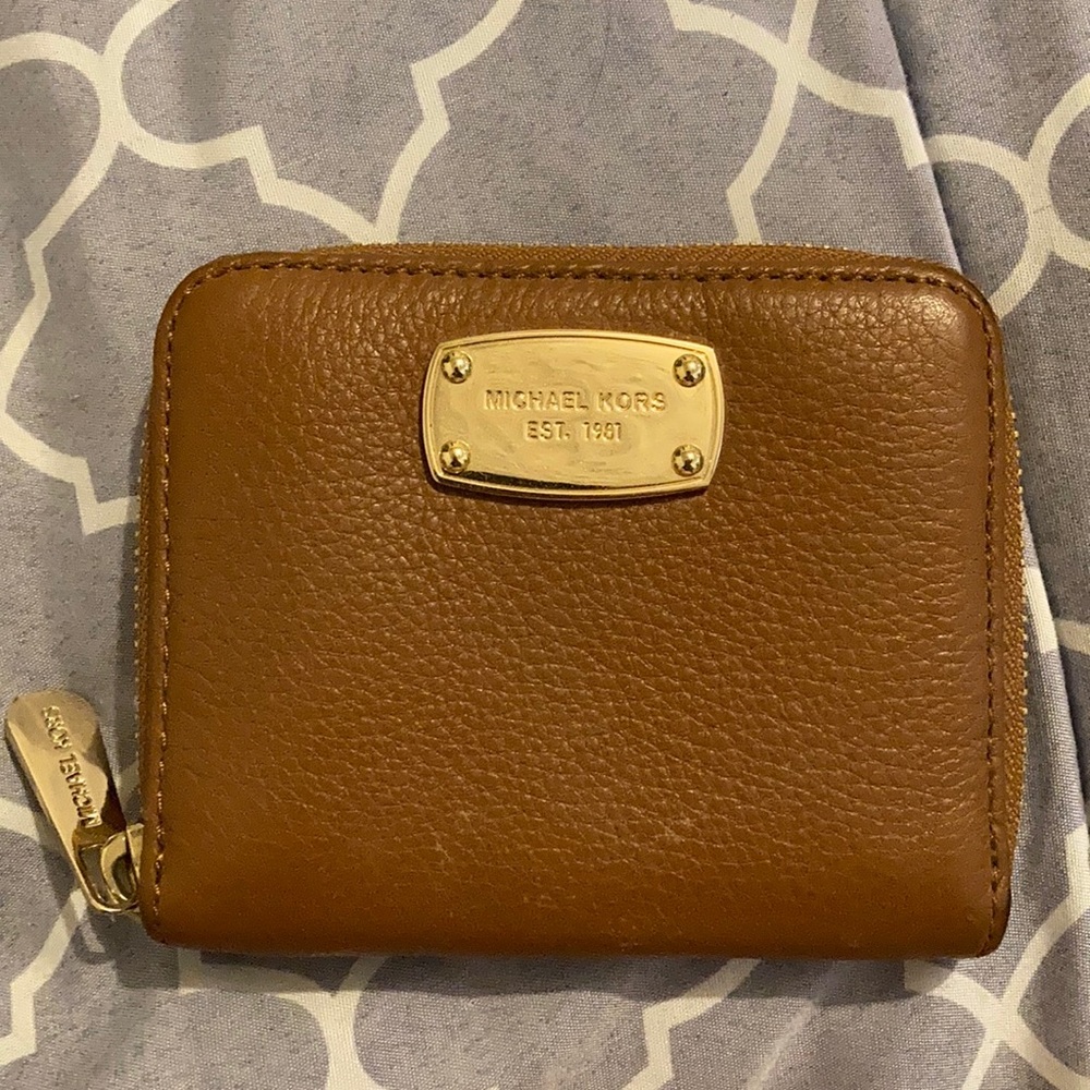 Michael Kors mini wallet